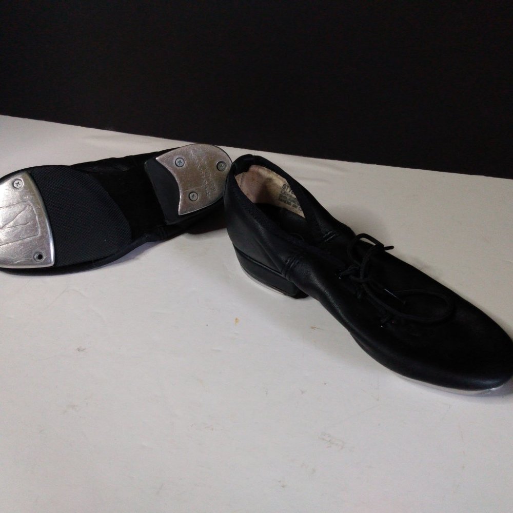 Revolution Dance Jazz Leather Tap Shoes Girls Size 2